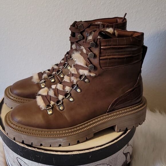 - Sam Elderman Circus Boots - Picture 1 of 13